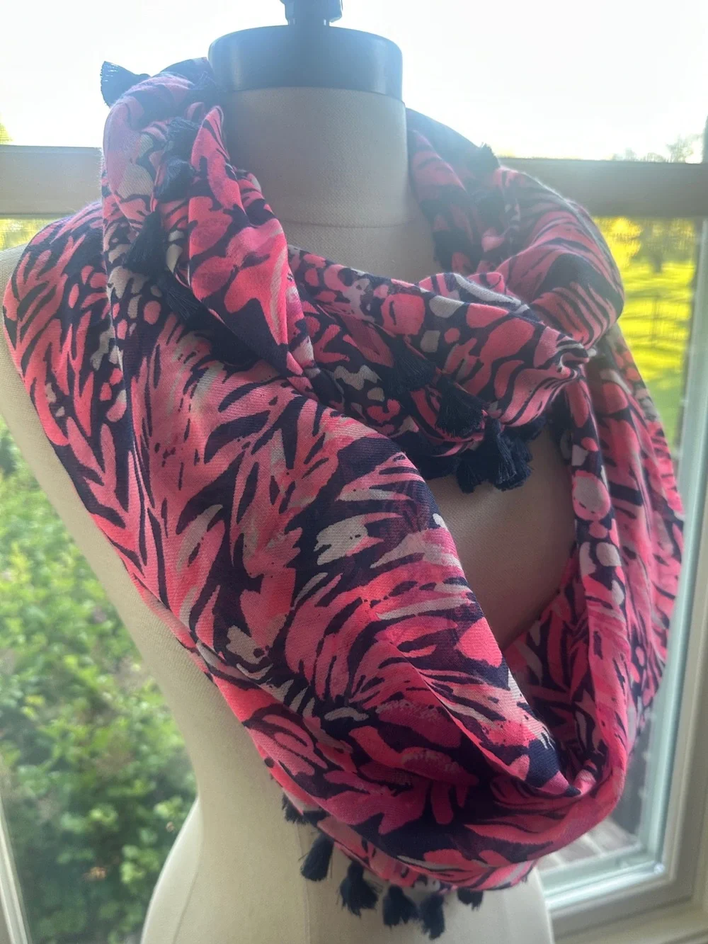 Lilly Pulitzer Resort Infinity Loop Navy A Jungle In Here $68‎